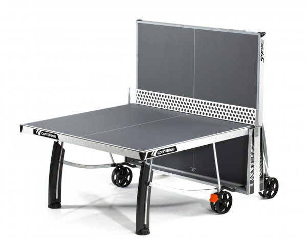 Cornilleaus utomhusbord äntligen tillbaka i lager. Men tar snabbt slut, så först till kvarn.